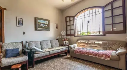Casa com 3 Quartos para alugar, 386m² no Palmares, Belo Horizonte