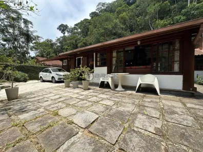 Casa de Condomínio com 3 Quartos à venda, 153m² no Carlos Guinle, Teresópolis