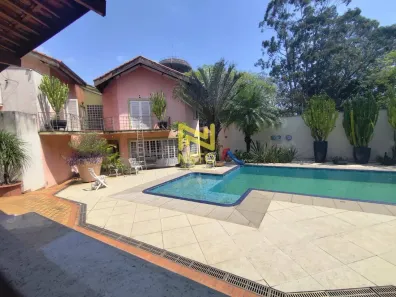 Sobrado com 5 Quartos para alugar, 670m² no City América, São Paulo