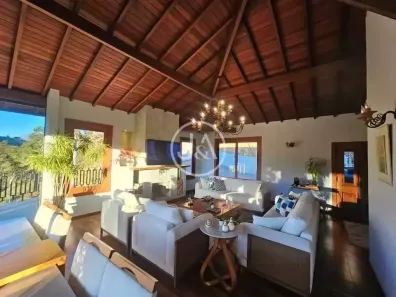 Casa com 4 Quartos à venda, 600m² no Pedro do Rio, Petrópolis