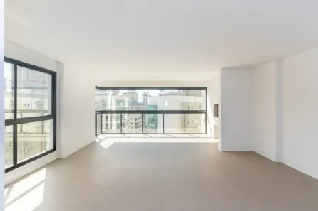 Apartamento com 3 Quartos à venda, 137m² no Meia Praia, Itapema
