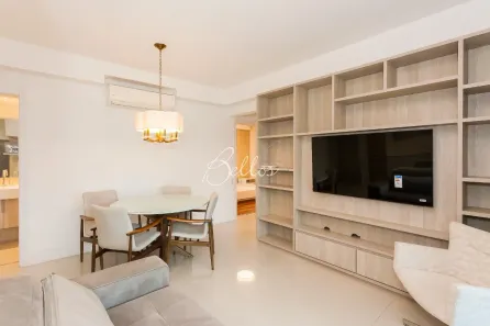 Apartamento com 2 Quartos para alugar, 82m² no Batel, Curitiba