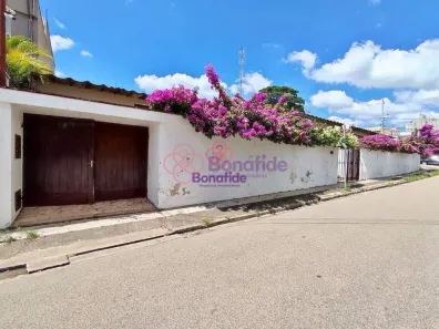 Casa com 3 Quartos à venda, 268m² no Anhangabaú, Jundiaí
