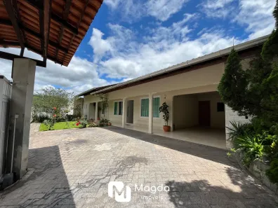 Casa com 5 Quartos à venda, 270m² no Escola Agrícola, Blumenau