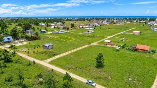 Lote/Terreno à venda, 300m² no Arroio Do Silva, Balneário Arroio do Silva