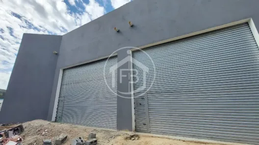 Galpão/Depósito/Armazém para alugar, 366m² no Centro, Cotia