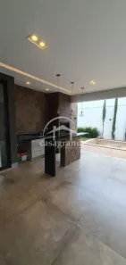 Casa de Condomínio com 3 Quartos para alugar, 280m² no Granja Marileusa, Uberlândia