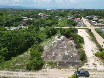 Lote/Terreno à venda, 280m² no Chácara Glória, Itanhaém