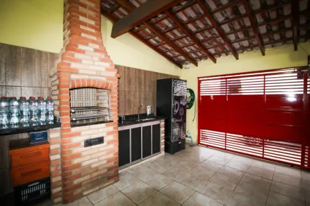Casa com 2 Quartos à venda, 138m² no Jardim Santa Esmeralda, Sorocaba