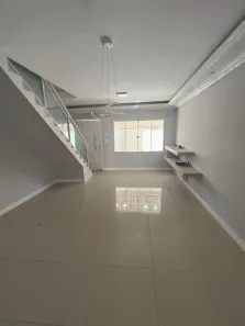 Casa com 3 Quartos à venda, 130m² no Costazul, Rio das Ostras