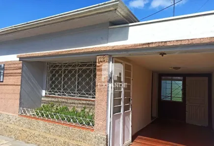 Casa com 2 Quartos à venda, 68m² no Centro, Botucatu