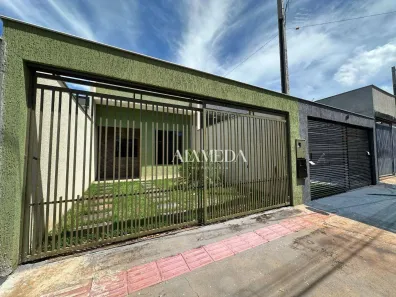 Casa com 2 Quartos para alugar, 70m² no Jardim Montecatini, Londrina