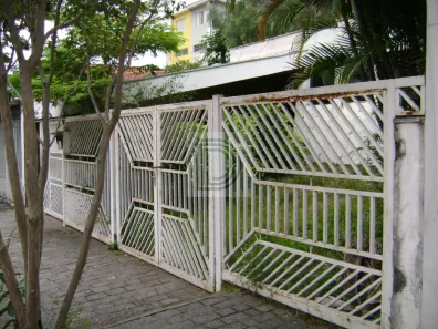 Casa com 5 Quartos à venda, 250m² no Jardim Peri Peri, São Paulo