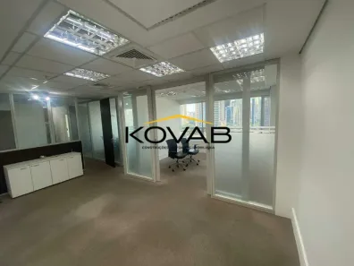 Sala Comercial para alugar, 81m² no Jardim das Acácias, São Paulo