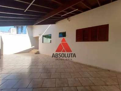 Casa com 3 Quartos para alugar, 120m² no Parque Novo Mundo, Americana