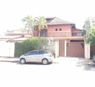 Sobrado com 4 Quartos à venda, 360m² no Lago Parque, Londrina