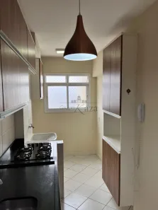 Apartamento com 2 Quartos à venda, 57m² no Jardim Ismênia, São José dos Campos