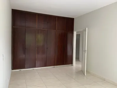 Apartamento com 3 Quartos para alugar, 120m² no Centro, Araras