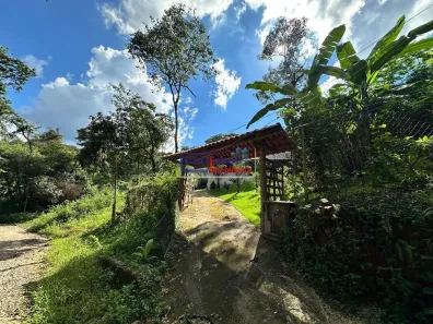 Fazenda/Sítio com 3 Quartos à venda, 180m² no Distrito Industrial Jardim Piemont Sul, Betim