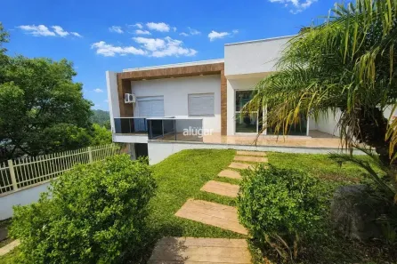 Casa com 3 Quartos para alugar, 300m² no Charqueadas, Caxias do Sul
