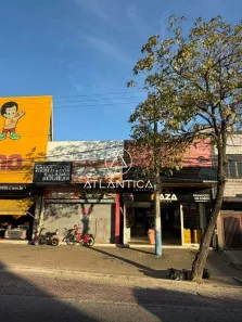 Ponto Comercial para alugar, 240m² no Centro, Rio das Ostras