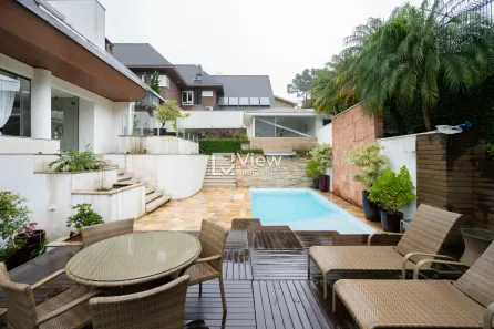 Casa de Condomínio com 4 Quartos à venda, 589m² no Campo Comprido, Curitiba