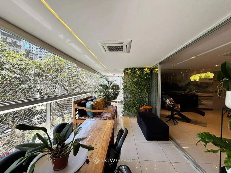 Apartamento com 4 quartos — Santo Agostinho, Belo Horizonte