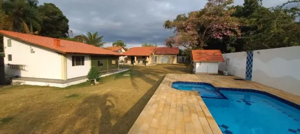 Fazenda/Sítio com 4 Quartos à venda, 438m² no Chácaras Santa Edwirges, Guaratinguetá