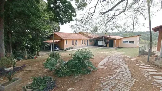 Fazenda/Sítio com 3 Quartos à venda, 360m² no Centro, Vinhedo