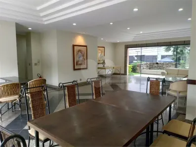 Apartamento com 3 Quartos para alugar, 153m² no Campo Belo, São Paulo