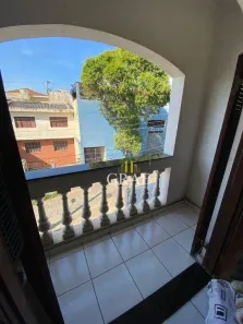 Sobrado com 3 Quartos à venda, 254m² no Vila Assunção, Santo André