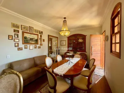 Casa com 4 Quartos à venda, 265m² no Santa Lúcia, Belo Horizonte
