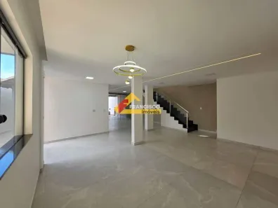 Casa com 4 Quartos à venda, 270m² no Residencial Doutor Walchir Resende Costa, Divinópolis