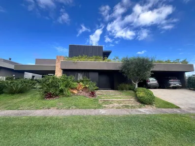Sobrado com 6 Quartos à venda, 500m² no , Capão da Canoa