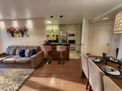 Apartamento com 2 Quartos para alugar, 90m² no Centro, Gramado