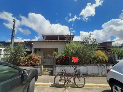 Casa com 2 Quartos à venda, 90m² no Tres Vendas, Araruama