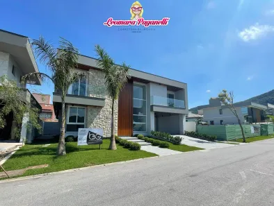 Casa com 3 Quartos à venda, 263m² no Pedra Branca, Palhoça