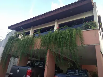 Imóvel Comercial com 3 Quartos para alugar, 423m² no Jardim América, Bauru
