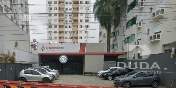 Imóvel Comercial para alugar, 650m² no Pio Corrêa, Criciúma