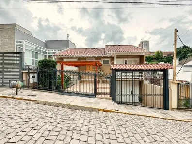 Casa com 3 Quartos à venda, 179m² no Borgo, Bento Gonçalves