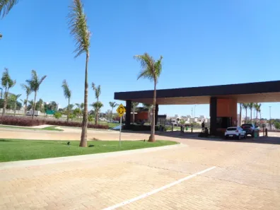 Sobrado com 3 Quartos para alugar, 188m² no Residencial Jardins Lyon, Aparecida de Goiânia