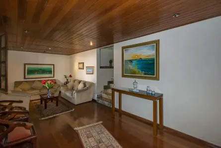 Casa com 3 Quartos à venda, 279m² no Conjunto Califórnia, Belo Horizonte