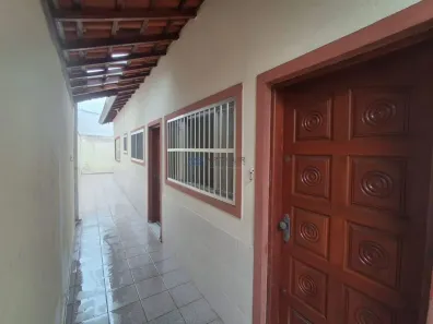 Casa com 2 Quartos para alugar, 75m² no Canto do Forte, Praia Grande