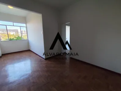Apartamento com 2 Quartos para alugar, 80m² no Centro, Belo Horizonte