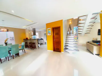 Casa com 4 Quartos à venda, 450m² no Flores, Manaus