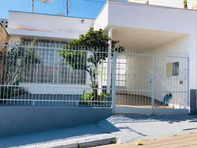 Casa com 2 Quartos para alugar, 102m² no Anhangabaú, Jundiaí