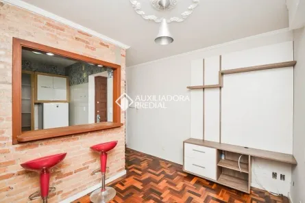 Apartamento com 2 Quartos à venda, 47m² no Menino Deus, Porto Alegre