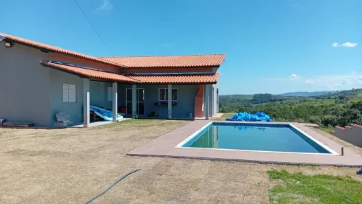 Fazenda/Sítio com 3 Quartos à venda, 600m² no Águas de Igaratá, Igaratá