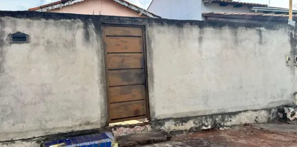 Lote/Terreno à venda, 472m² no Granja Cruzeiro do Sul, Goiânia