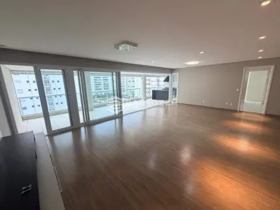 Apartamento com 3 Quartos para alugar, 234m² no Santo Antônio, São Caetano do Sul